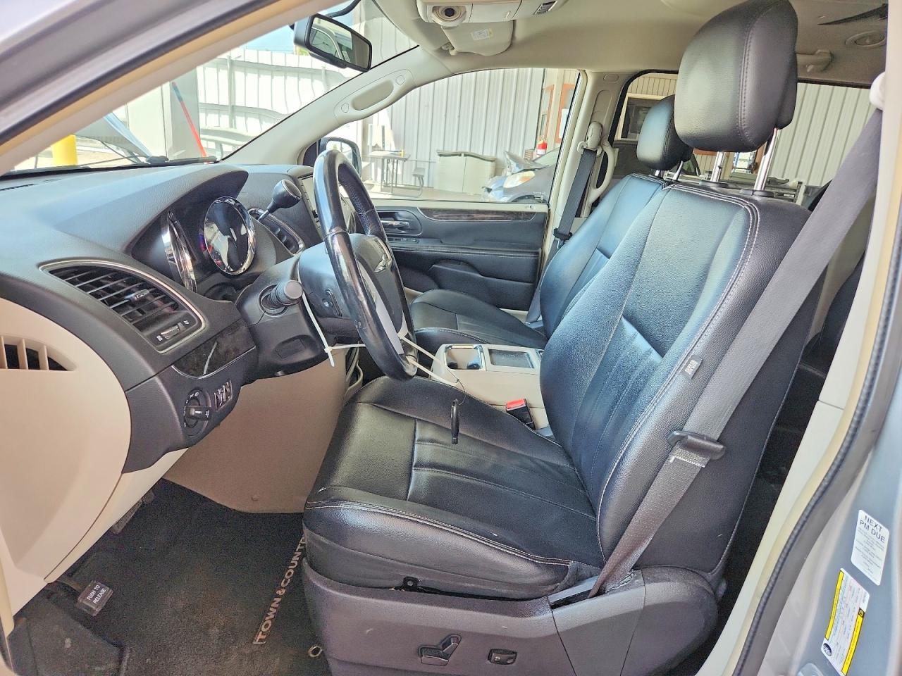 Chrysler Minivan Touring