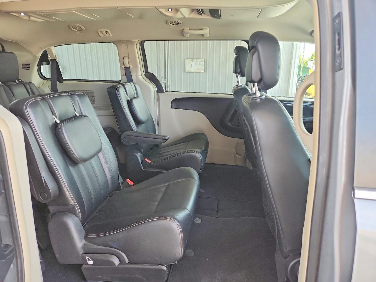 Chrysler Minivan Touring