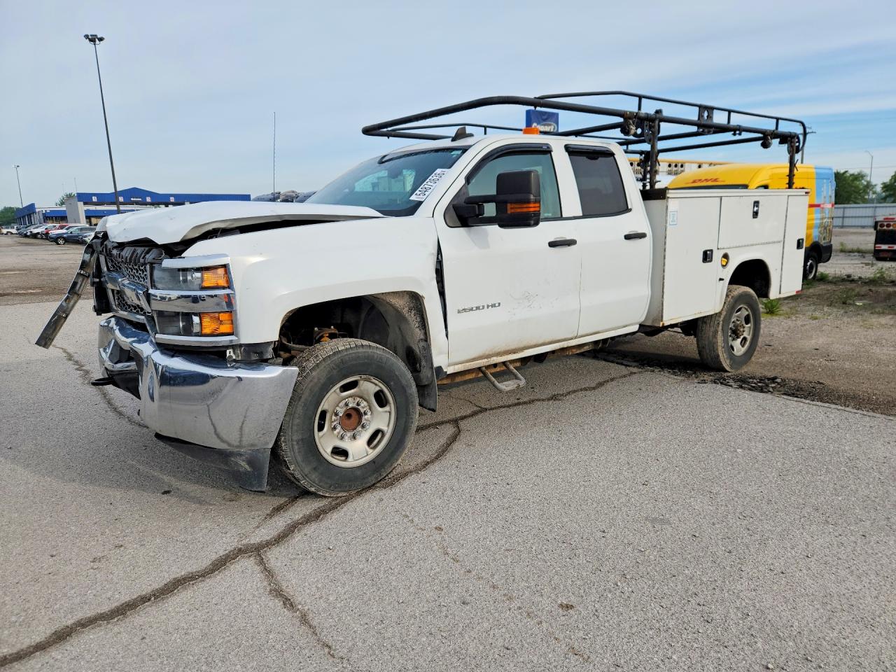 Salvage Chevrolet Silverado Image