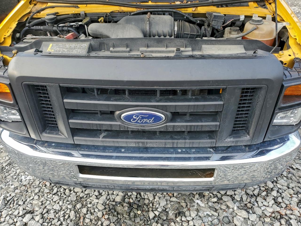 Ford Econoline E150 Van