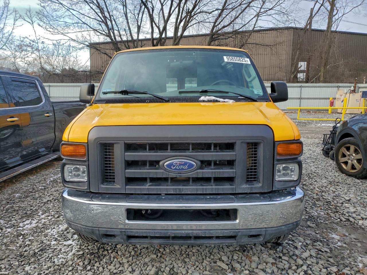 Ford Econoline E150 Van