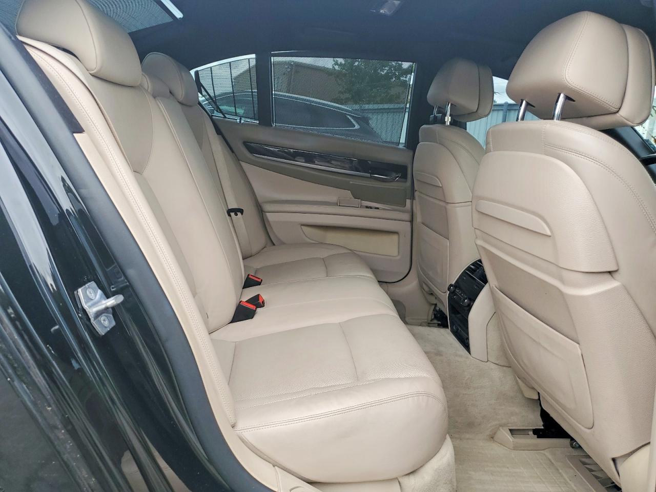 BMW 7 Series Xi