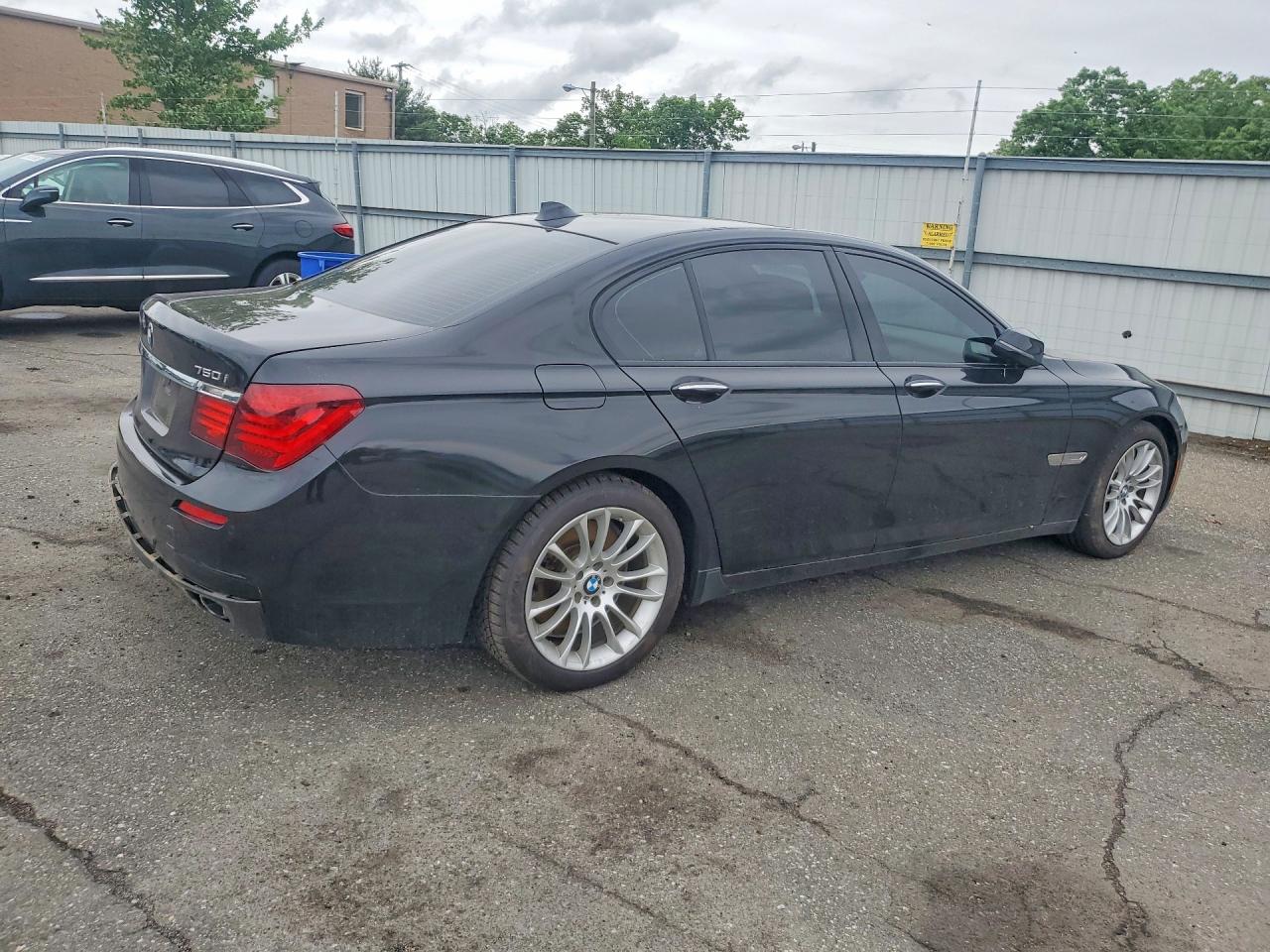 BMW 7 Series Xi