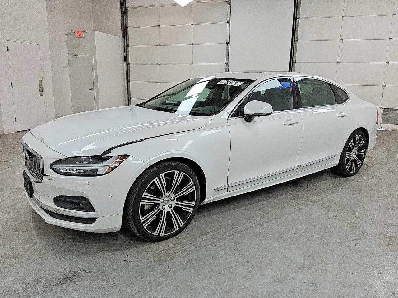 Salvage Volvo S90 Image