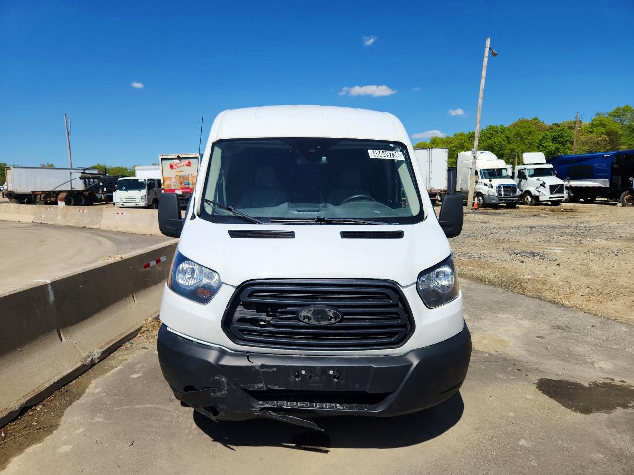 Ford Transit T-250