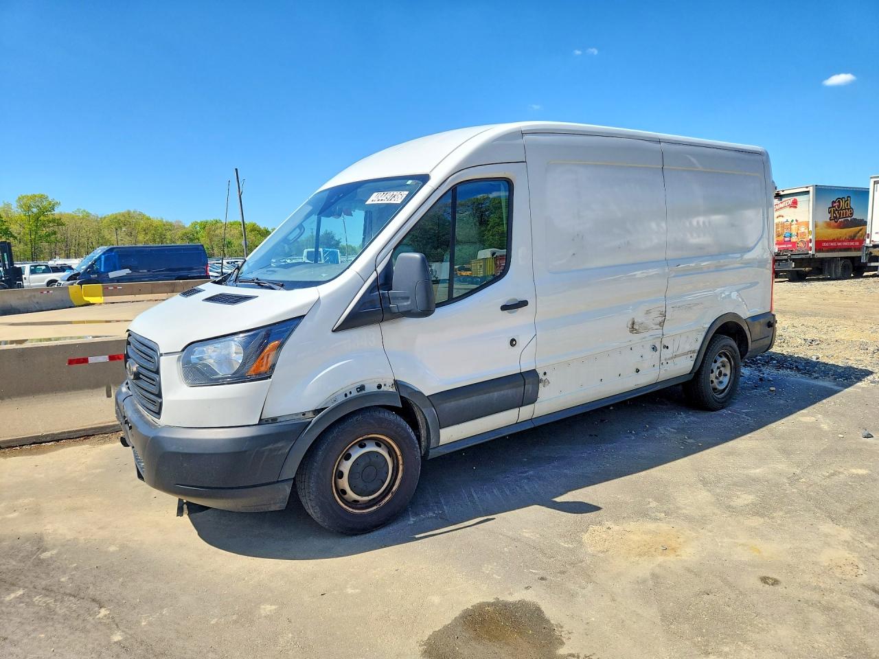 Salvage Ford Transit Image