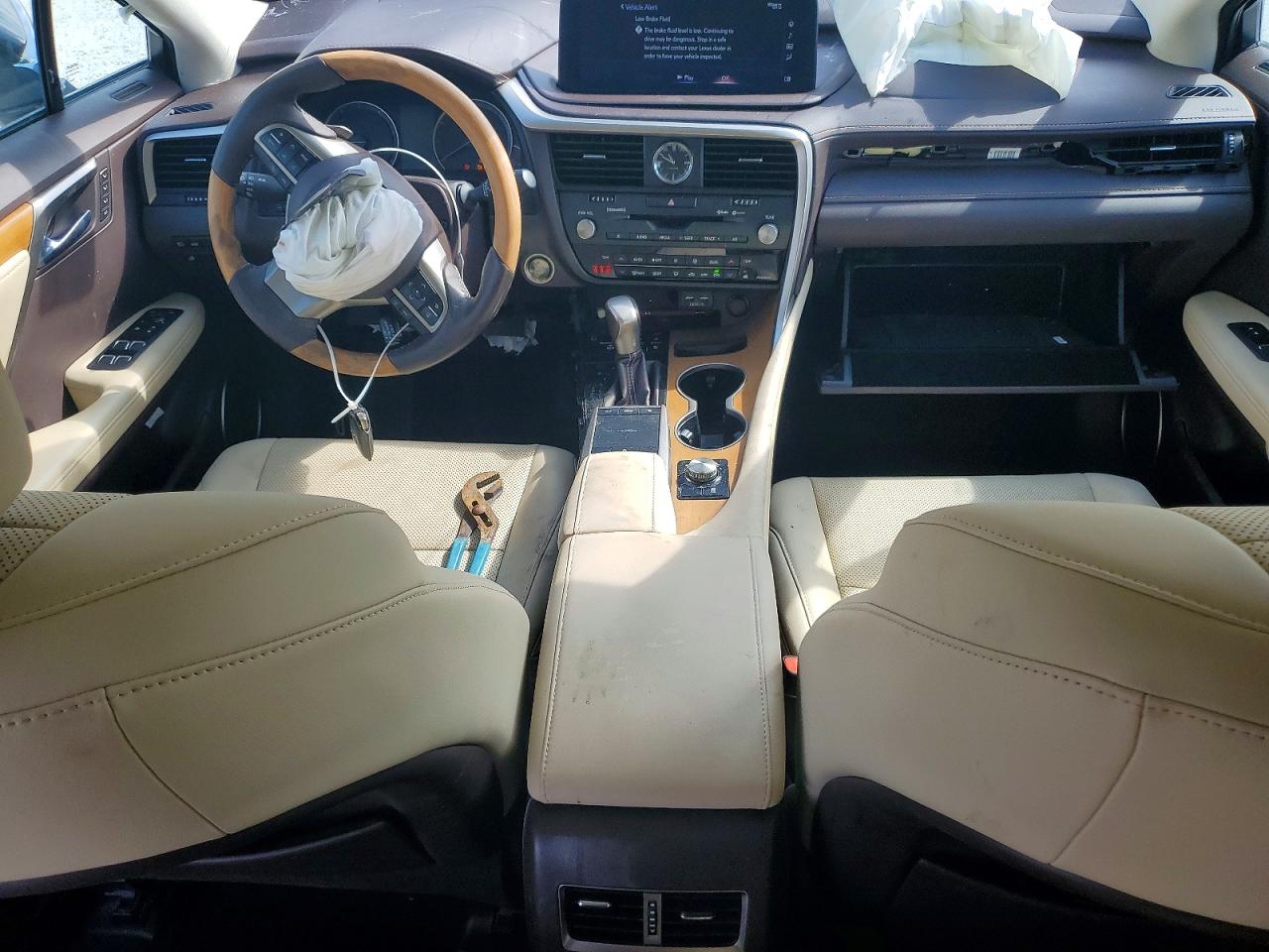 Lexus RX Base