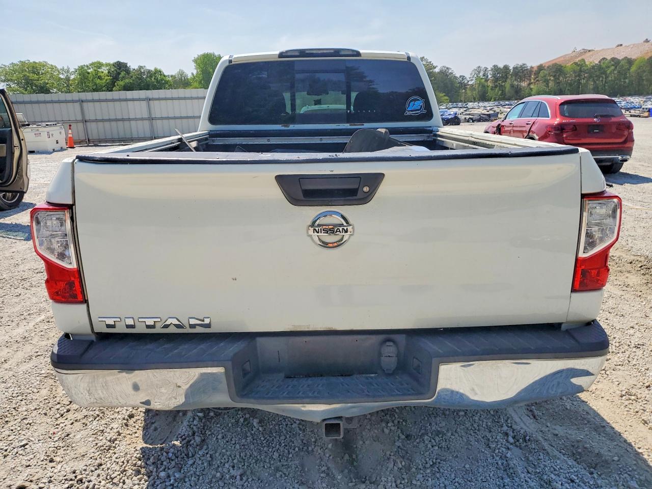 Nissan Titan S