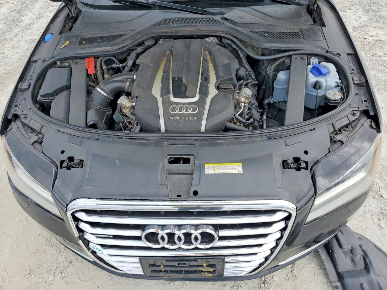 Audi A8 L Quattro