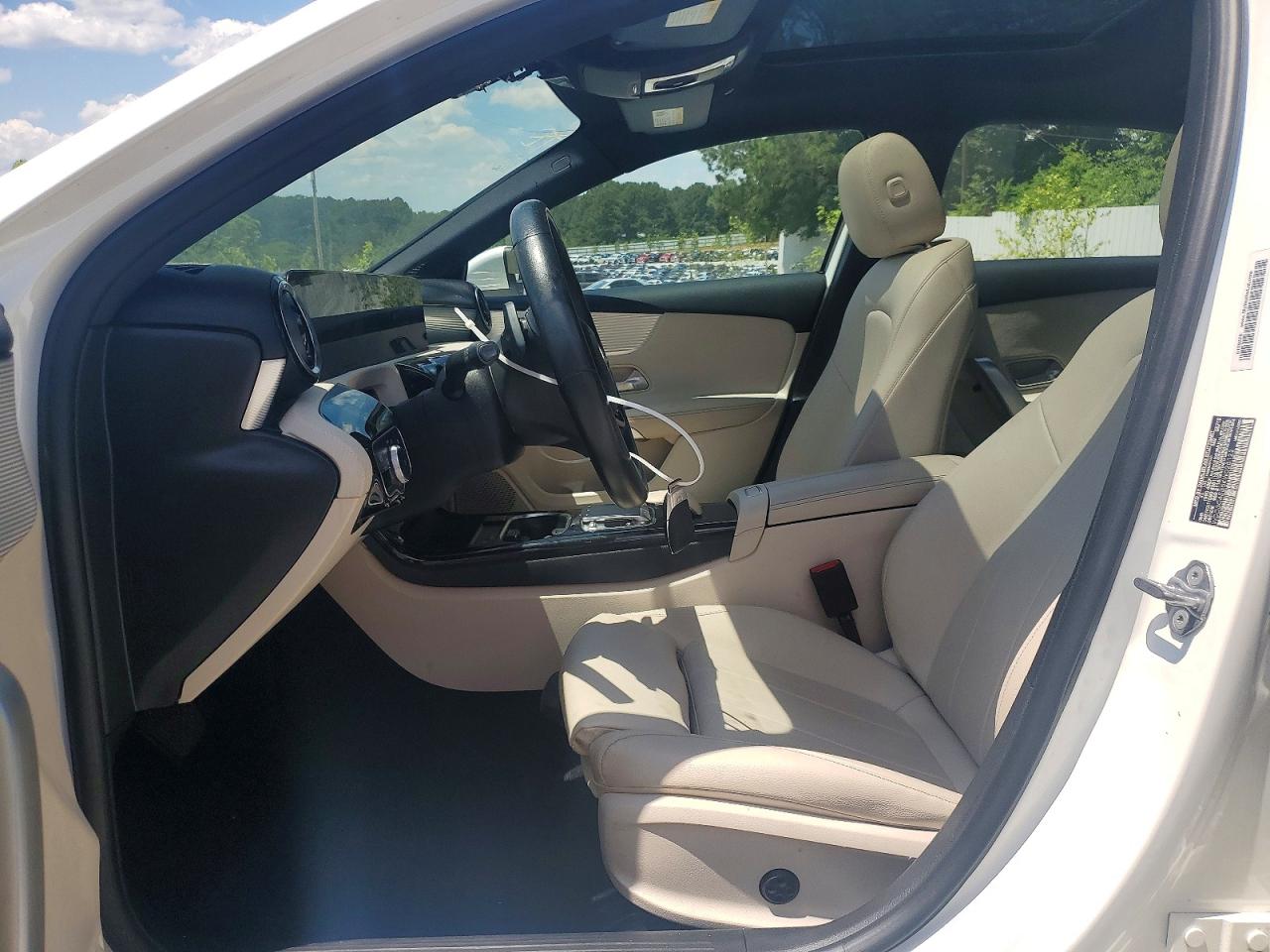 Mercedes-Benz A-Class 220