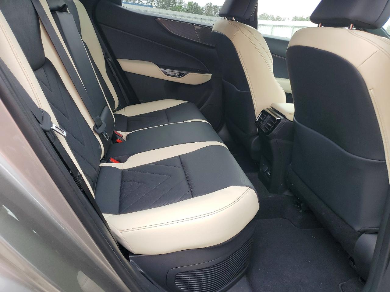 Lexus NX 350h