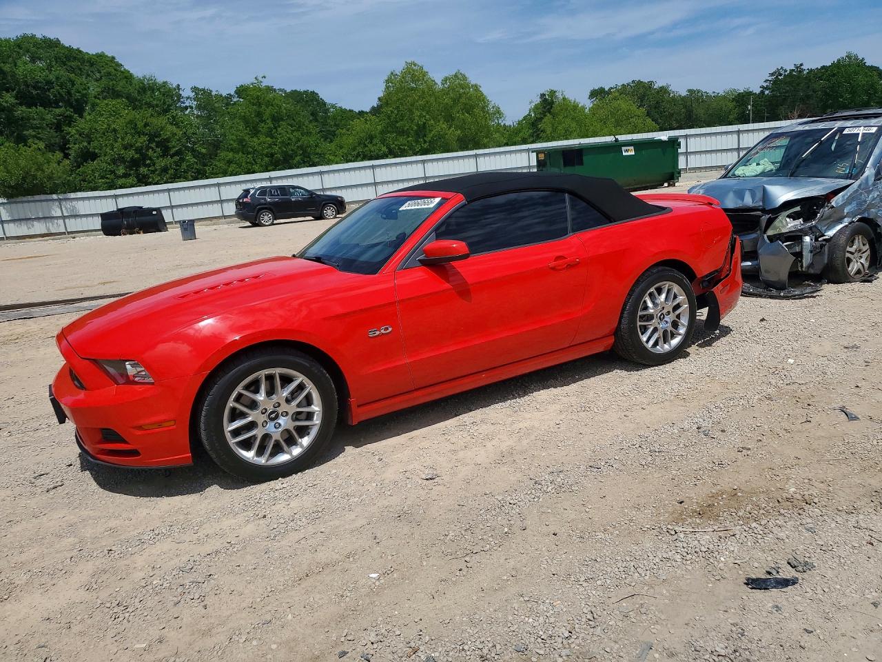 Salvage Ford Mustang Image