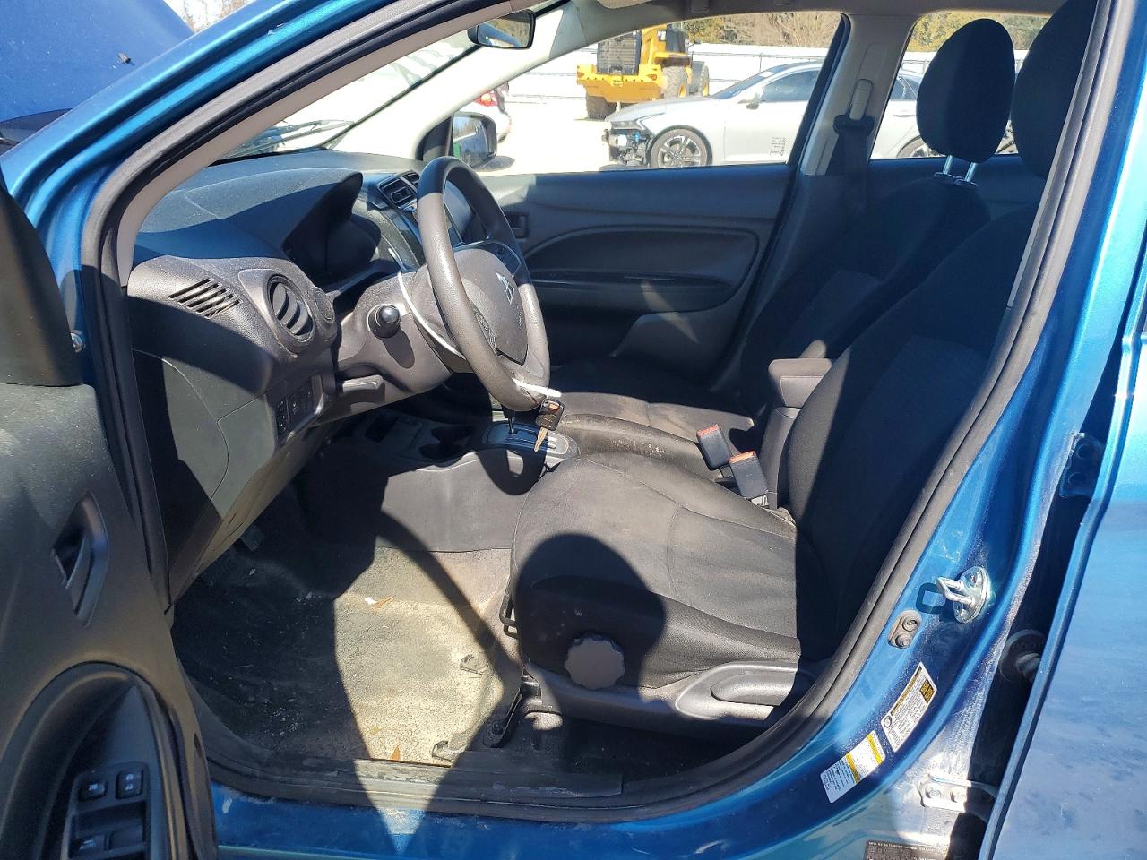 Mitsubishi Mirage G4 Es