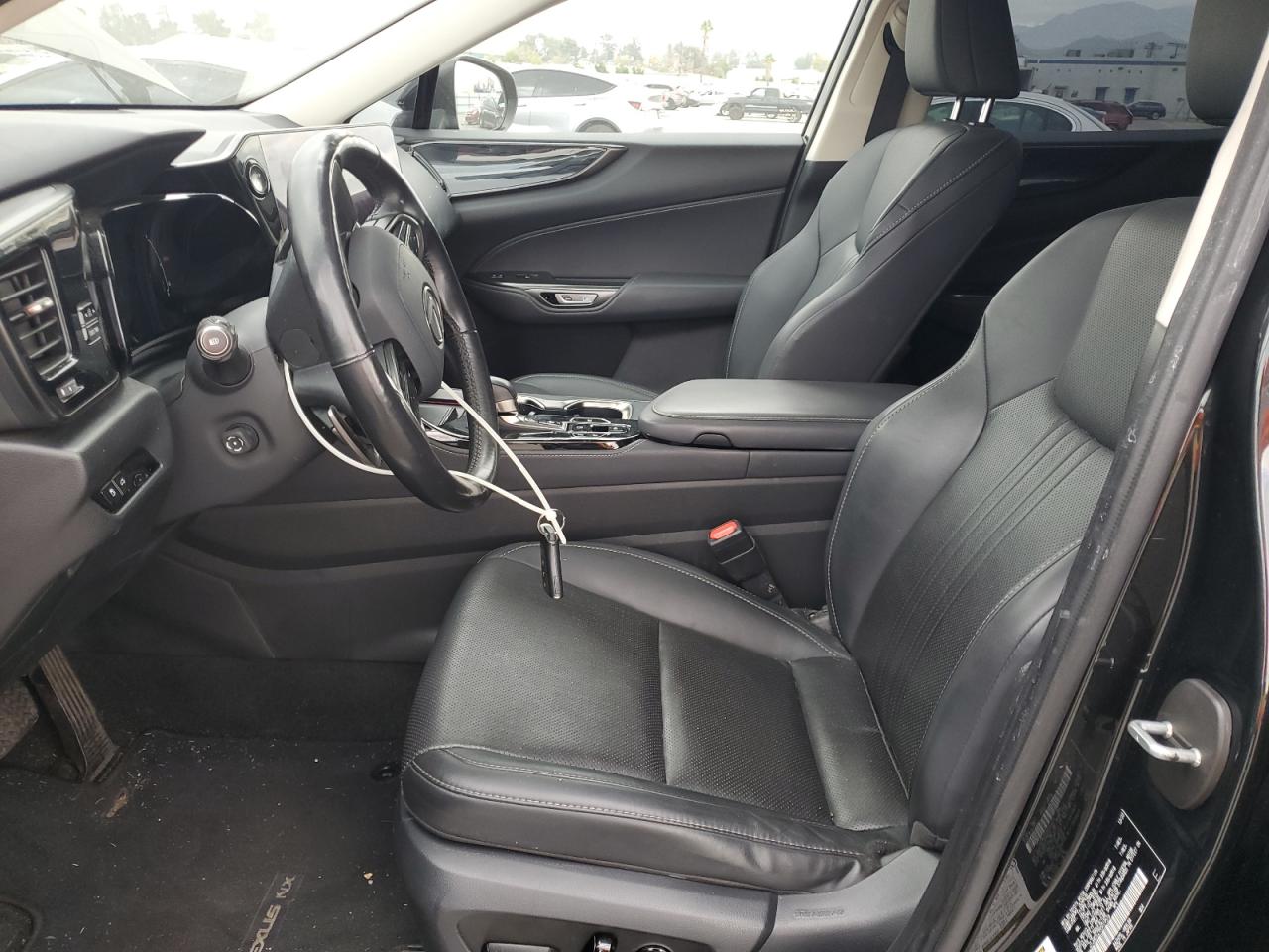 Lexus NX 350h Base