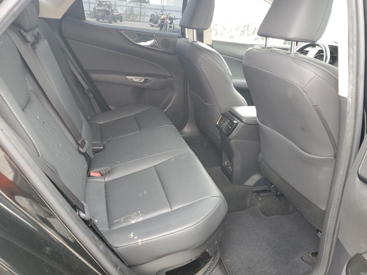 Lexus NX 350h Base
