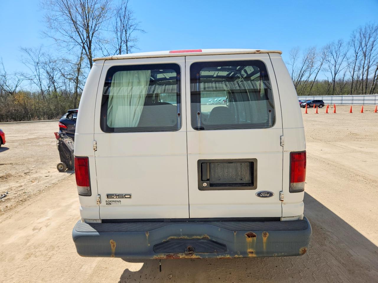 Ford Econoline E150 Van
