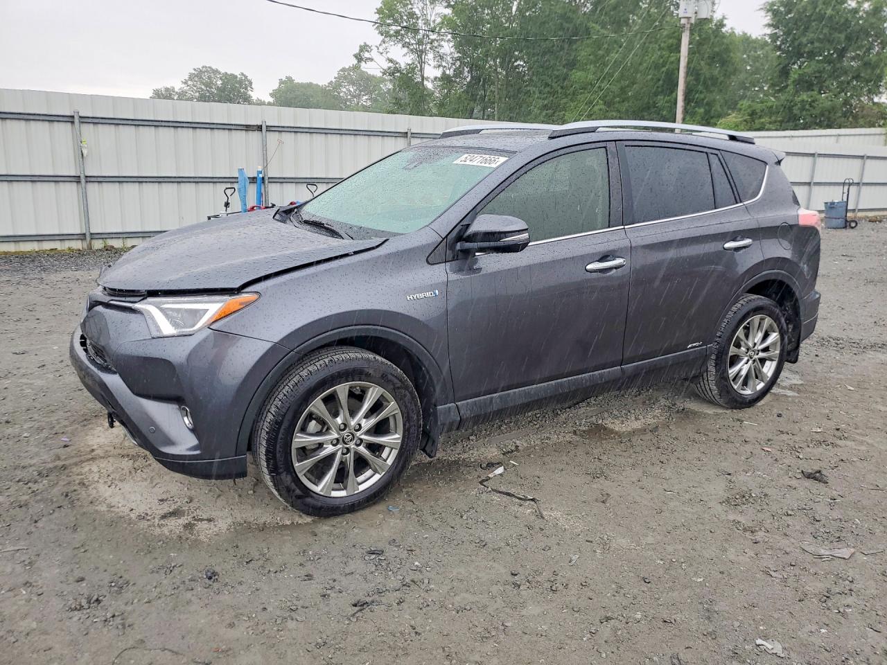 Salvage Toyota RAV4 Image