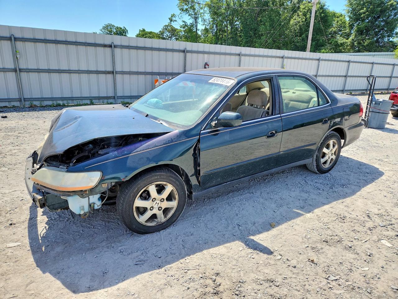 Salvage Honda Accord Image