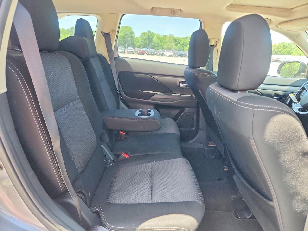Mitsubishi Outlander Se