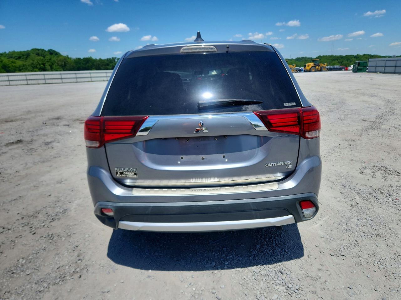 Mitsubishi Outlander Se