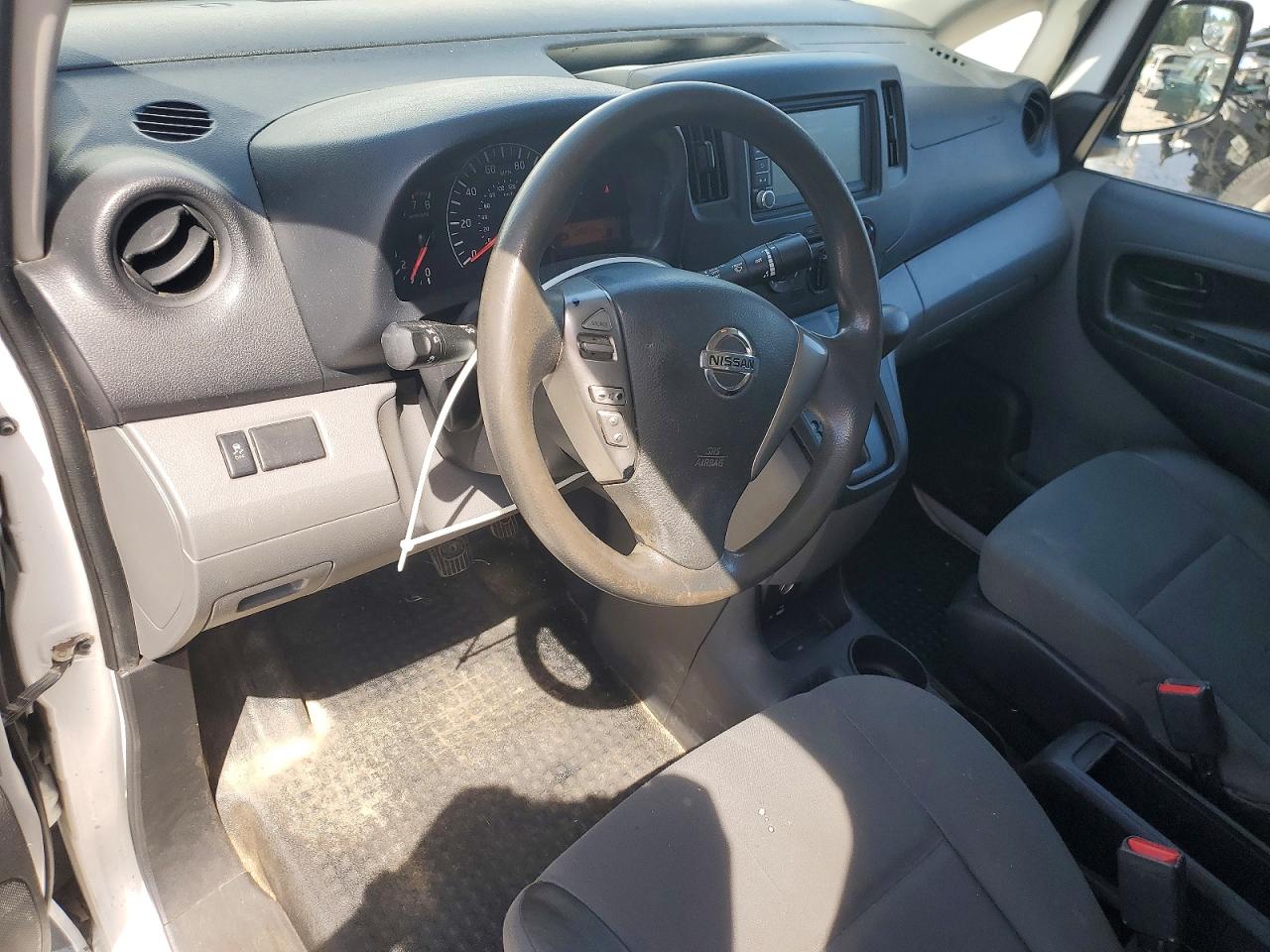 Nissan Nv S