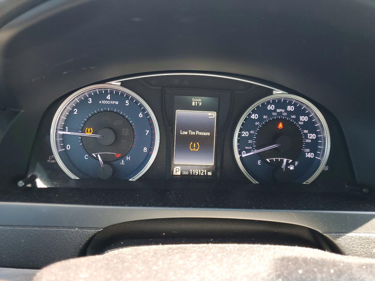 Toyota Camry Le