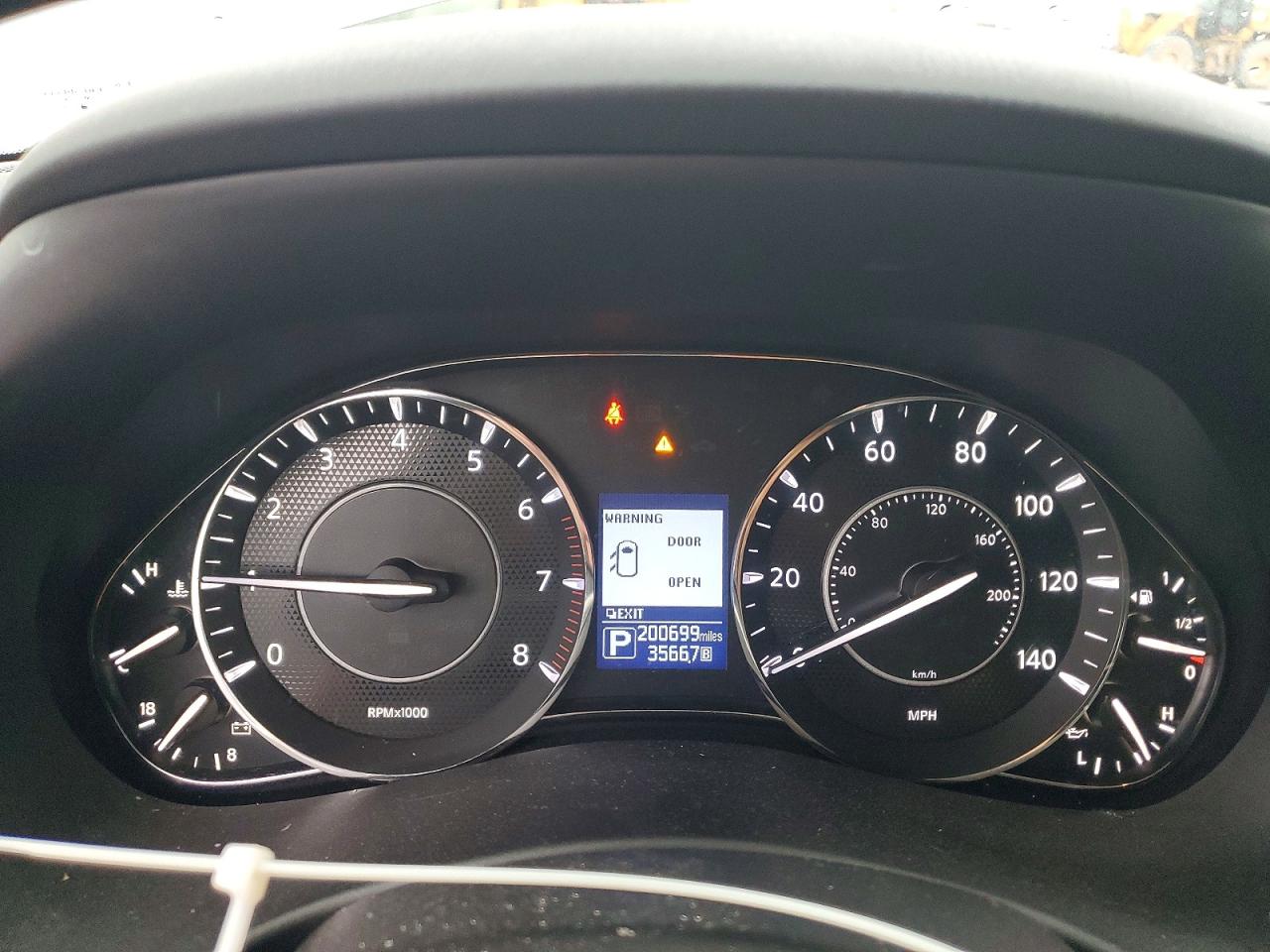 Nissan Armada Sl