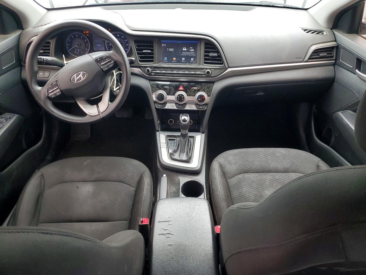 Hyundai ELANTRA Sel