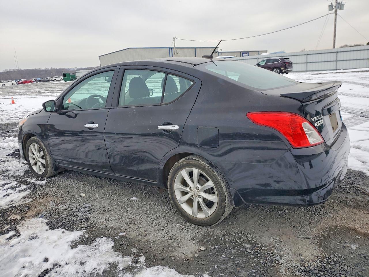 Nissan Versa