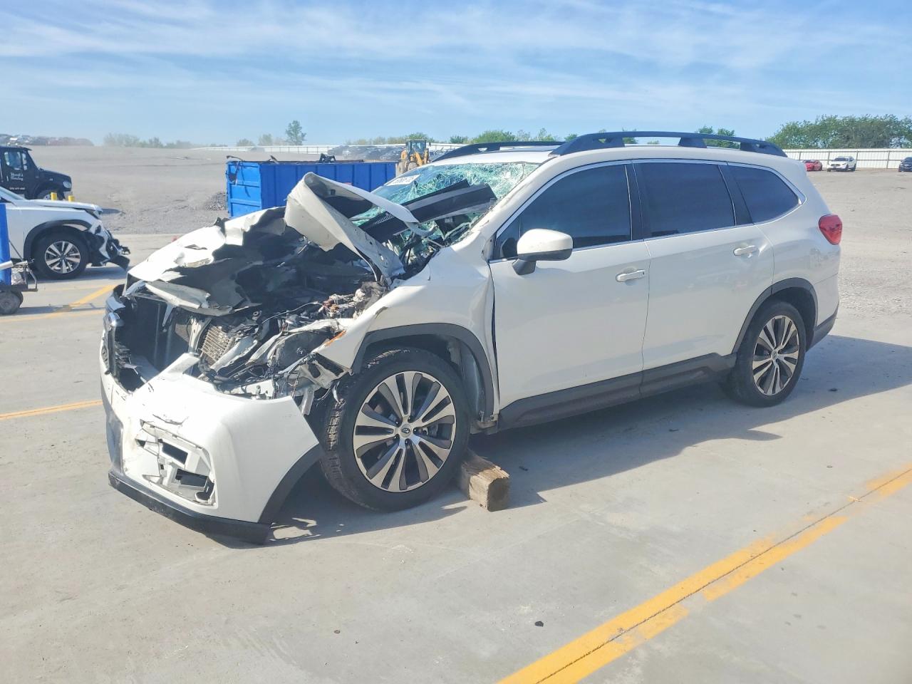 Salvage Subaru Ascent Image