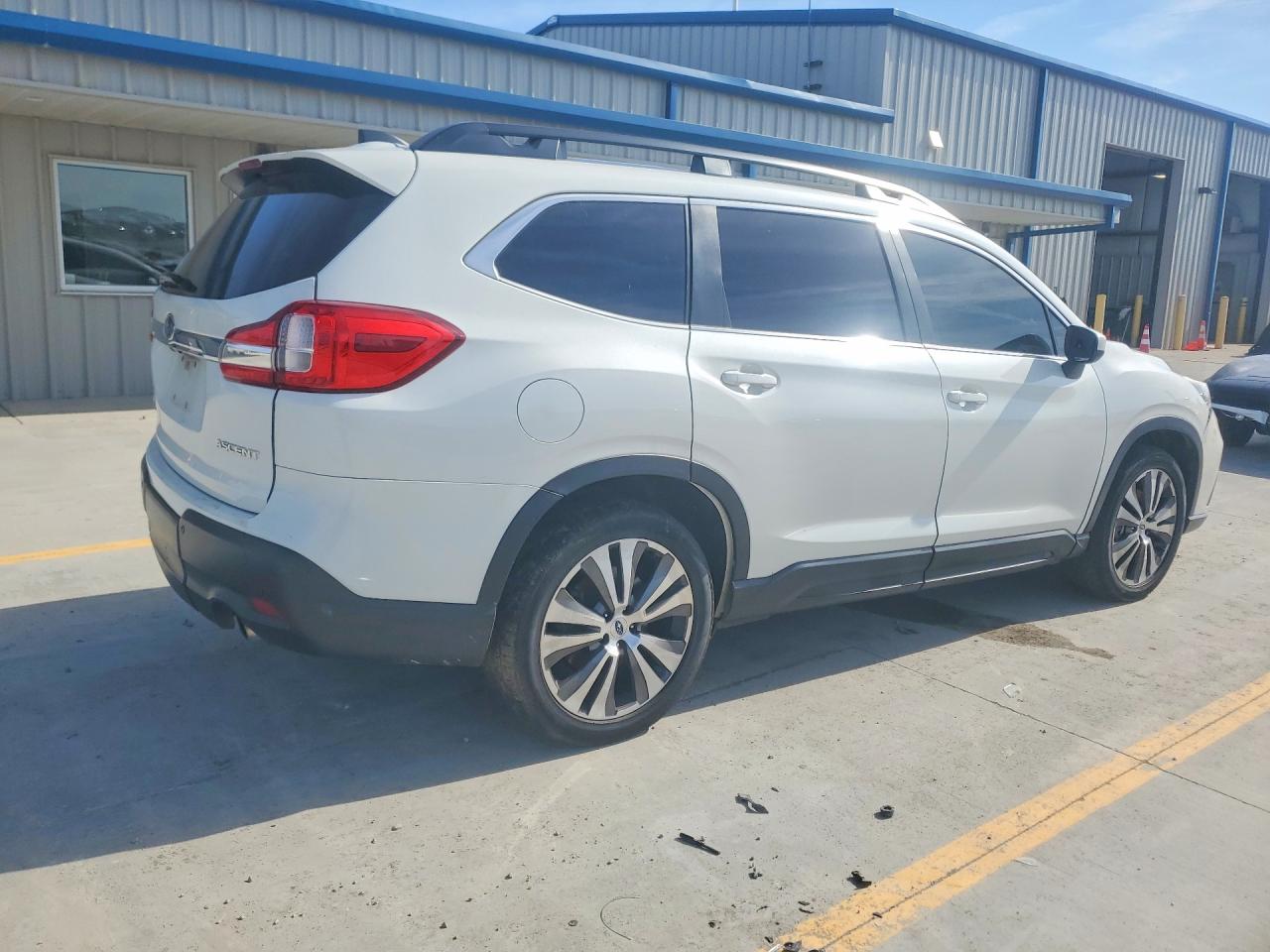 Subaru Ascent Premium