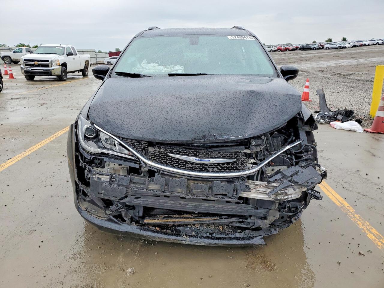 Chrysler Pacifica Touring L