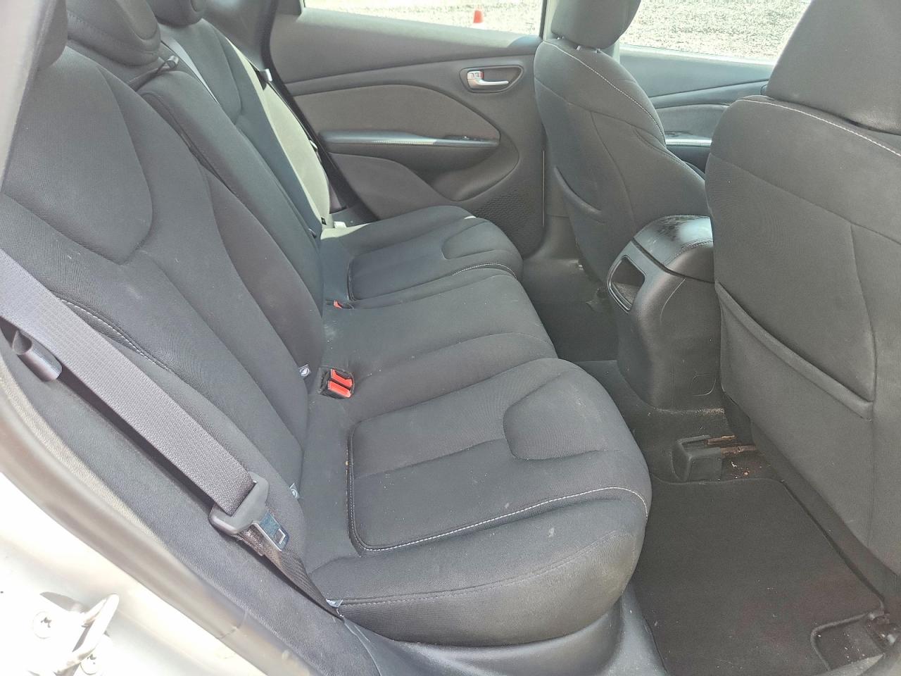 Dodge Dart Sxt