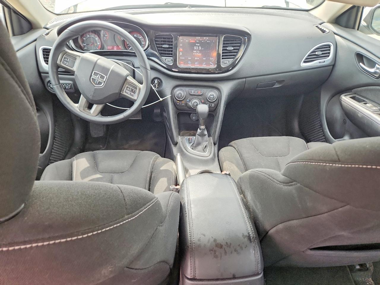 Dodge Dart Sxt