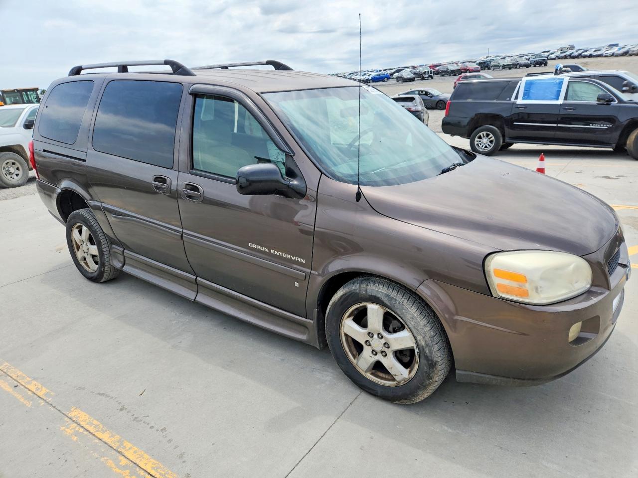 Chevrolet Uplander Lt