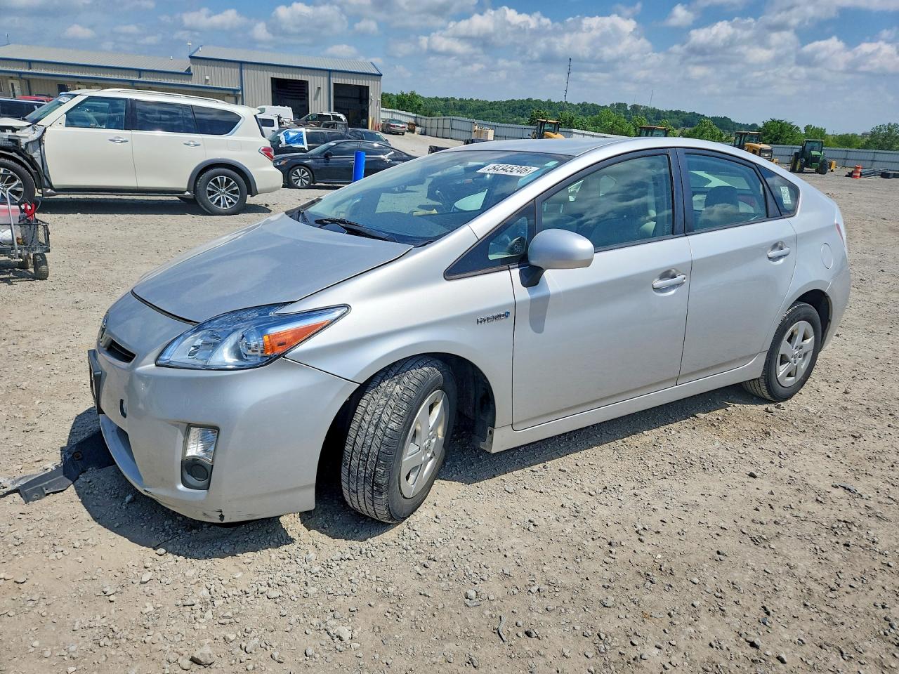 Salvage Toyota Prius Image