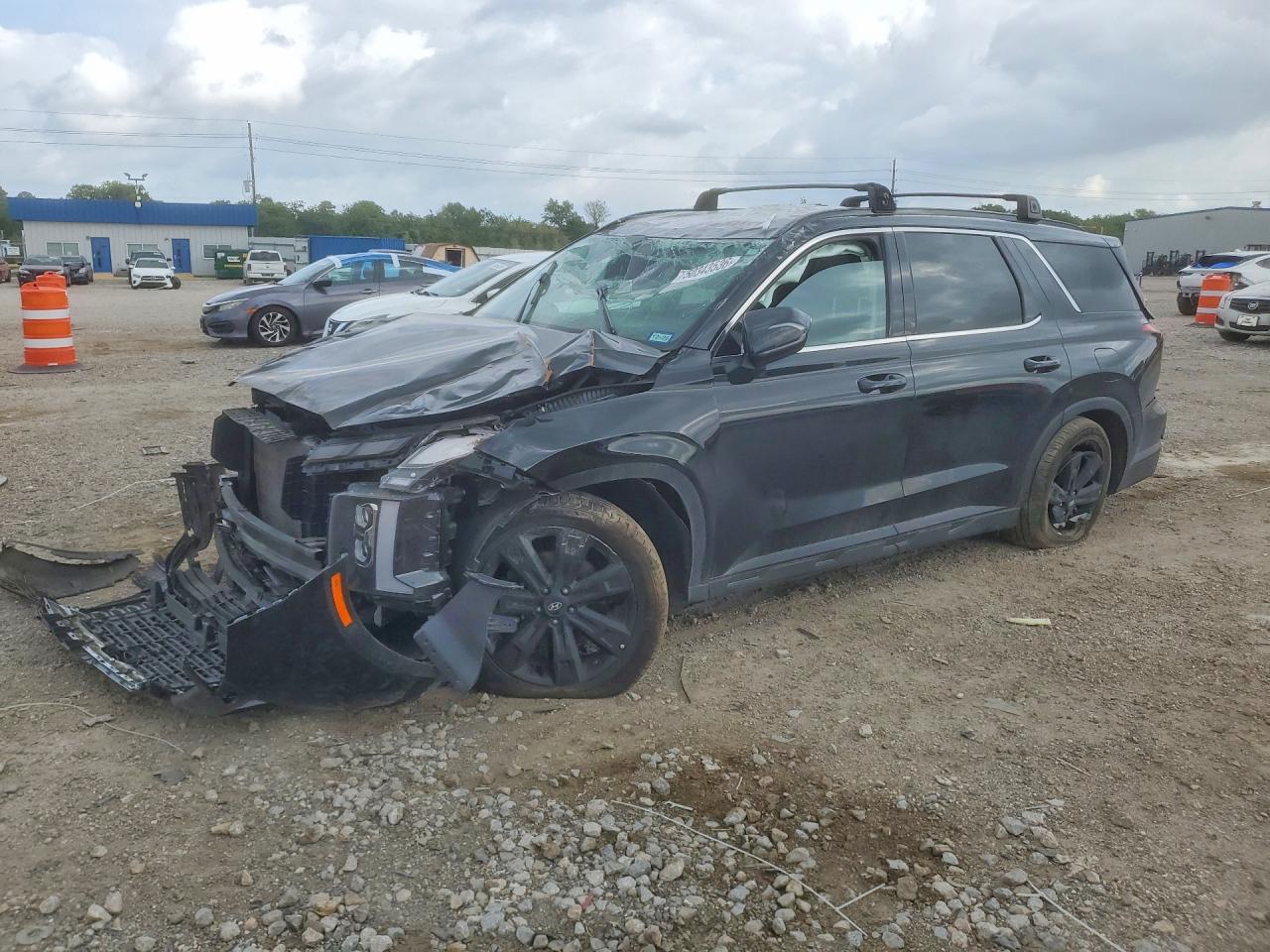 Salvage Hyundai PALISADE Image