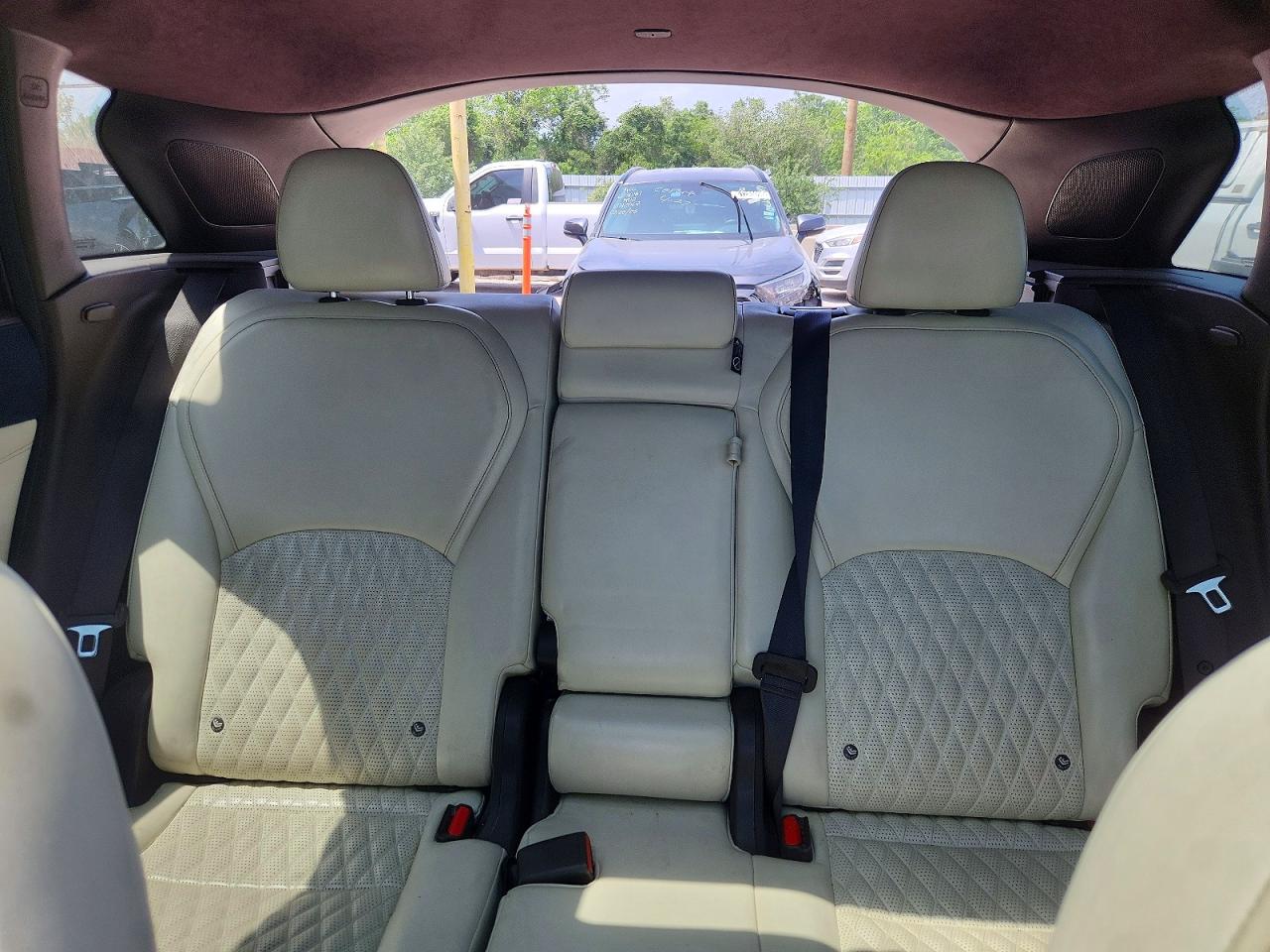 INFINITI Qx Essential