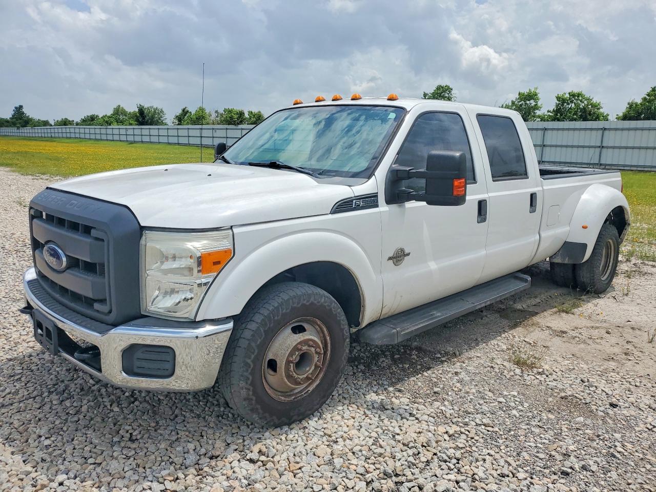Salvage Ford F-350 Image
