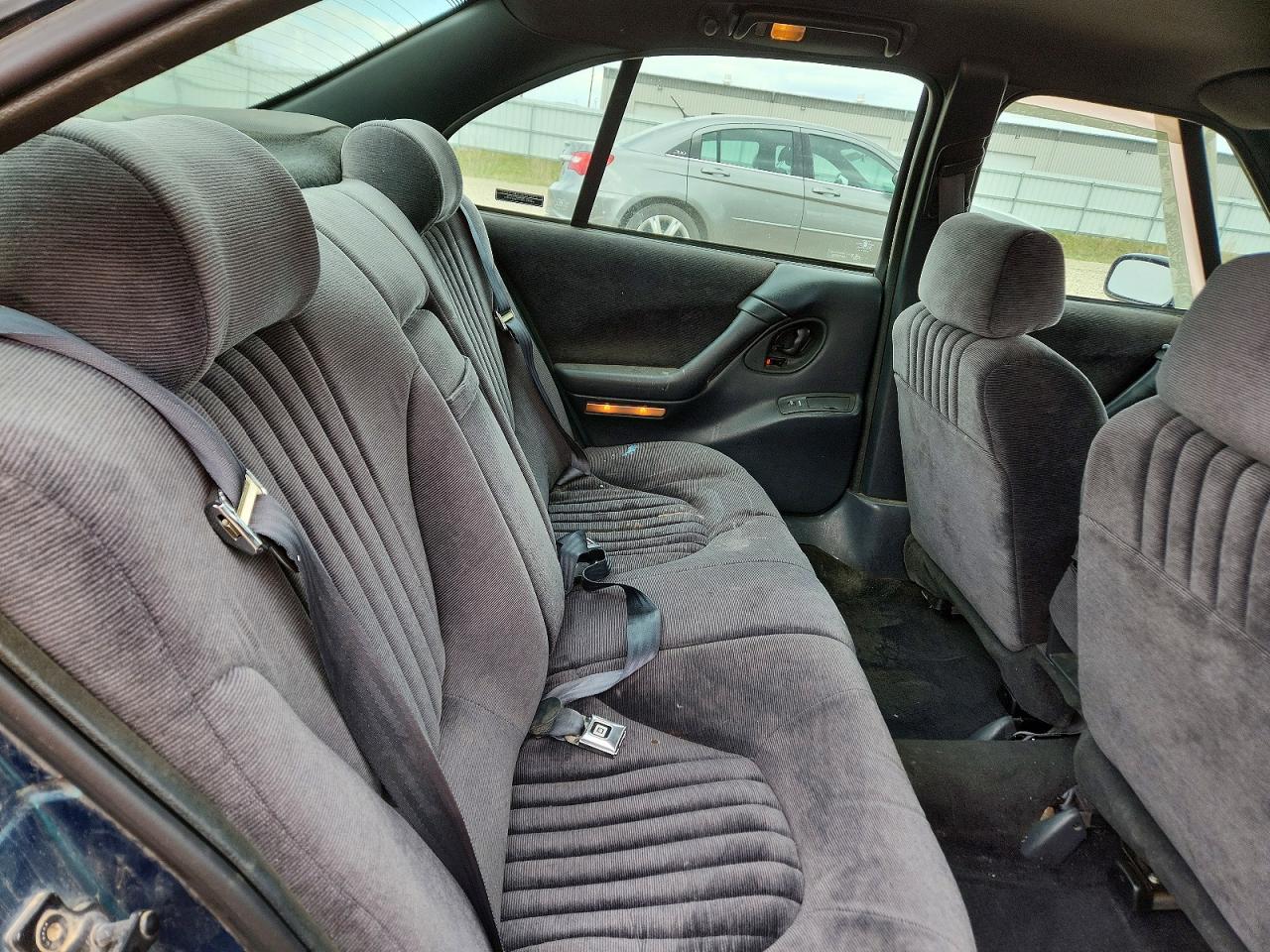 Pontiac Bonneville Se