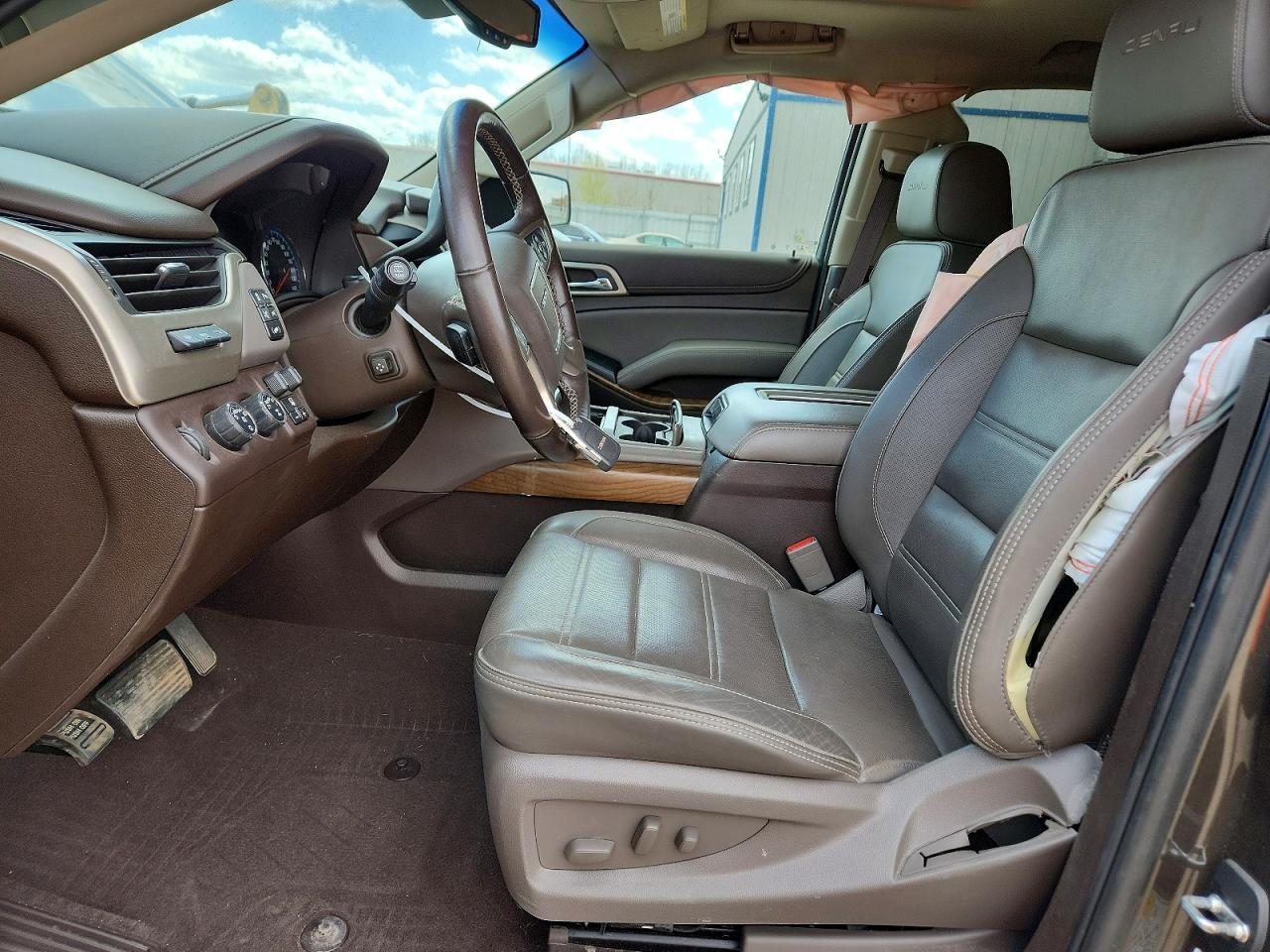 GMC Yukon Denali