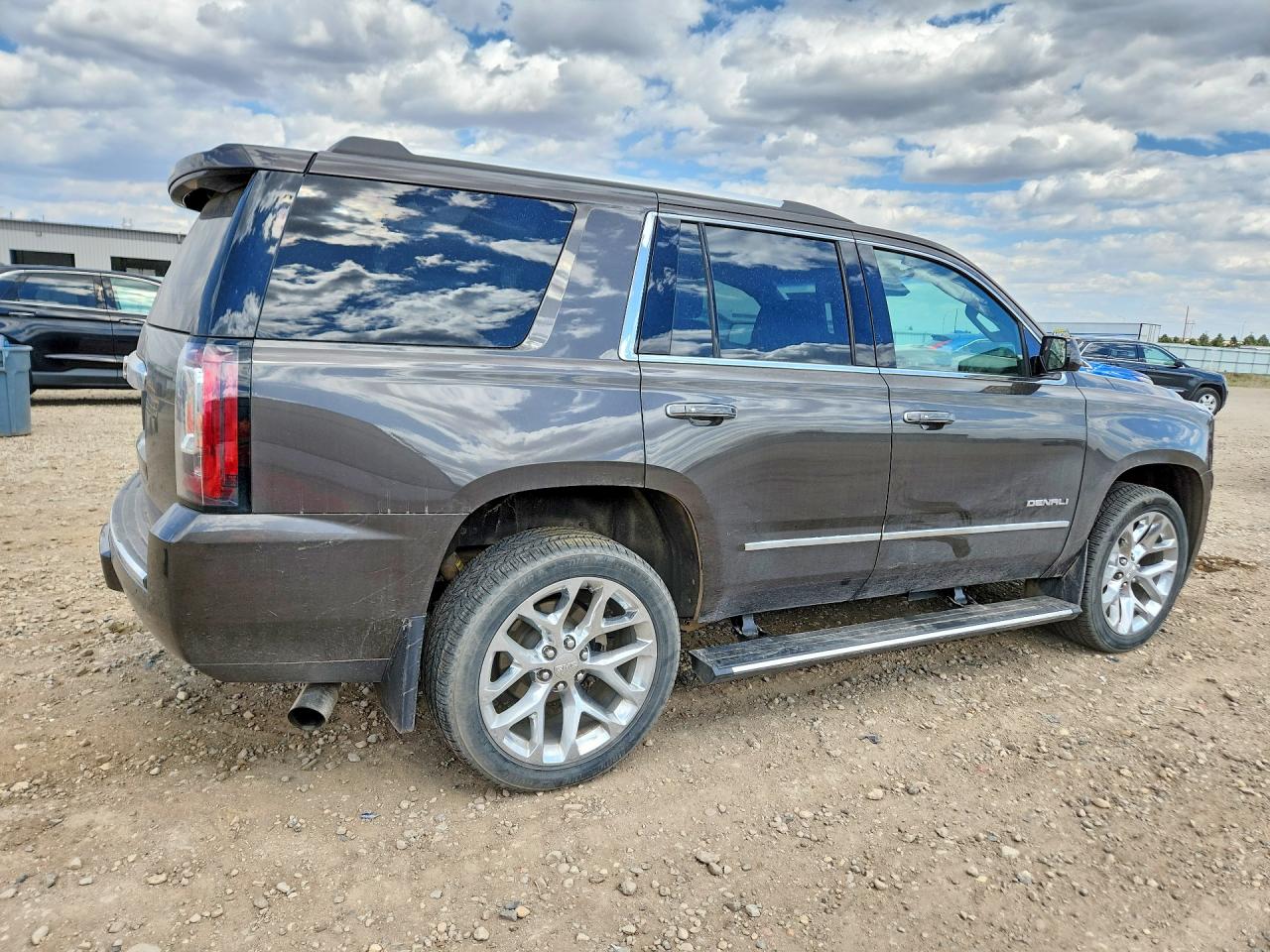 GMC Yukon Denali