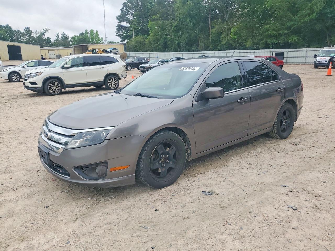 Salvage Ford Fusion Image