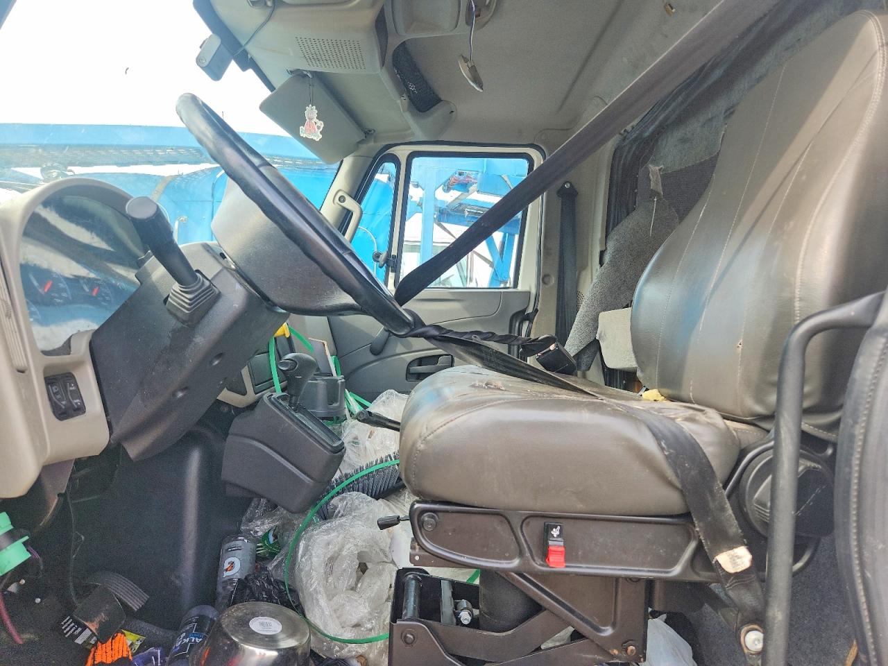 International 4000