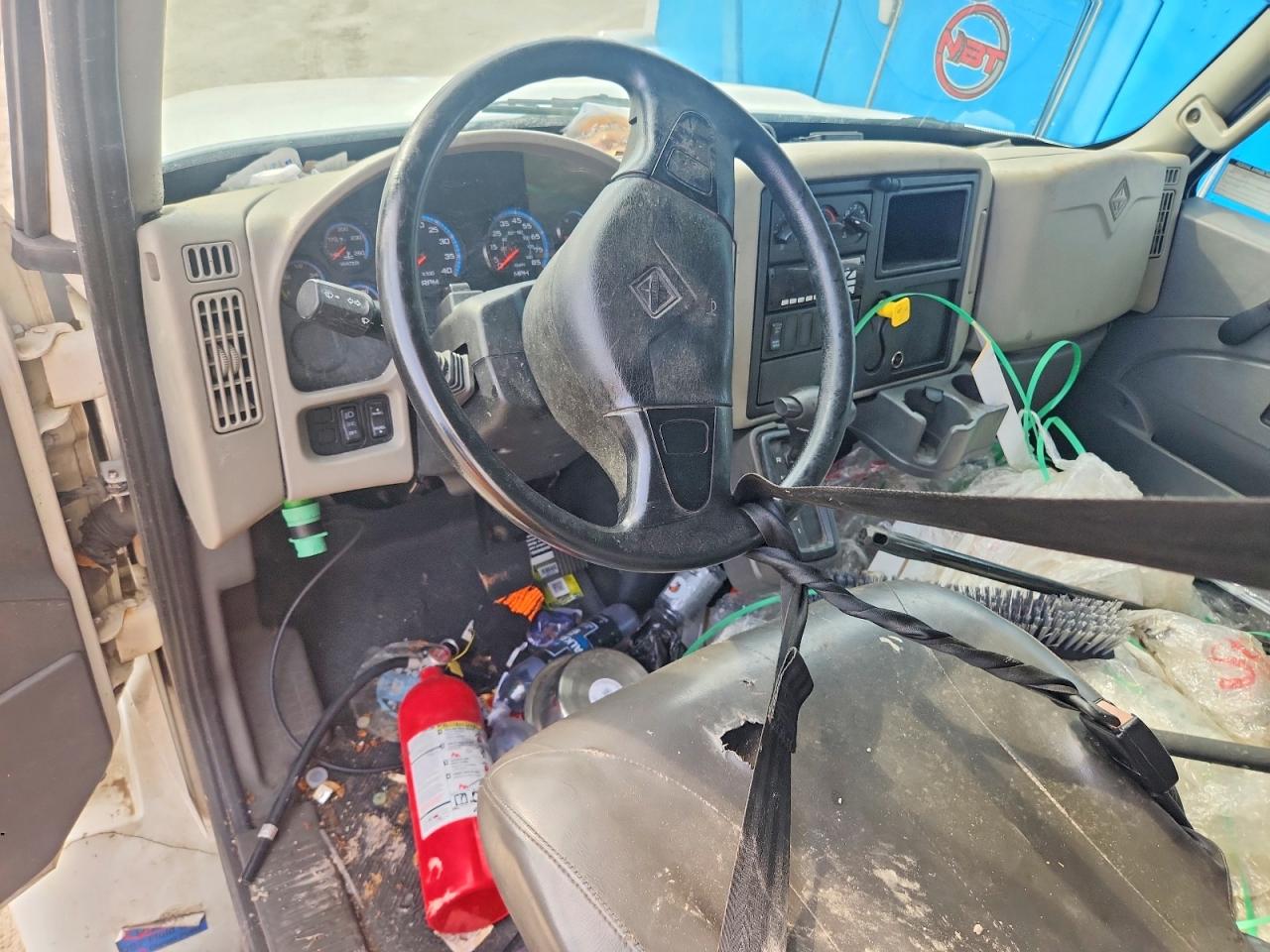 International 4000