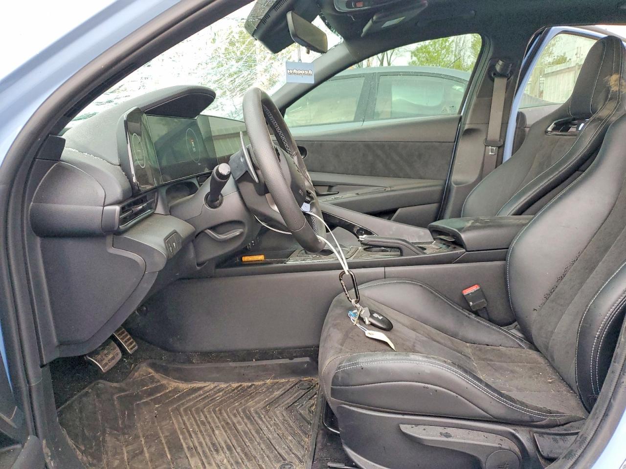 Hyundai ELANTRA Base