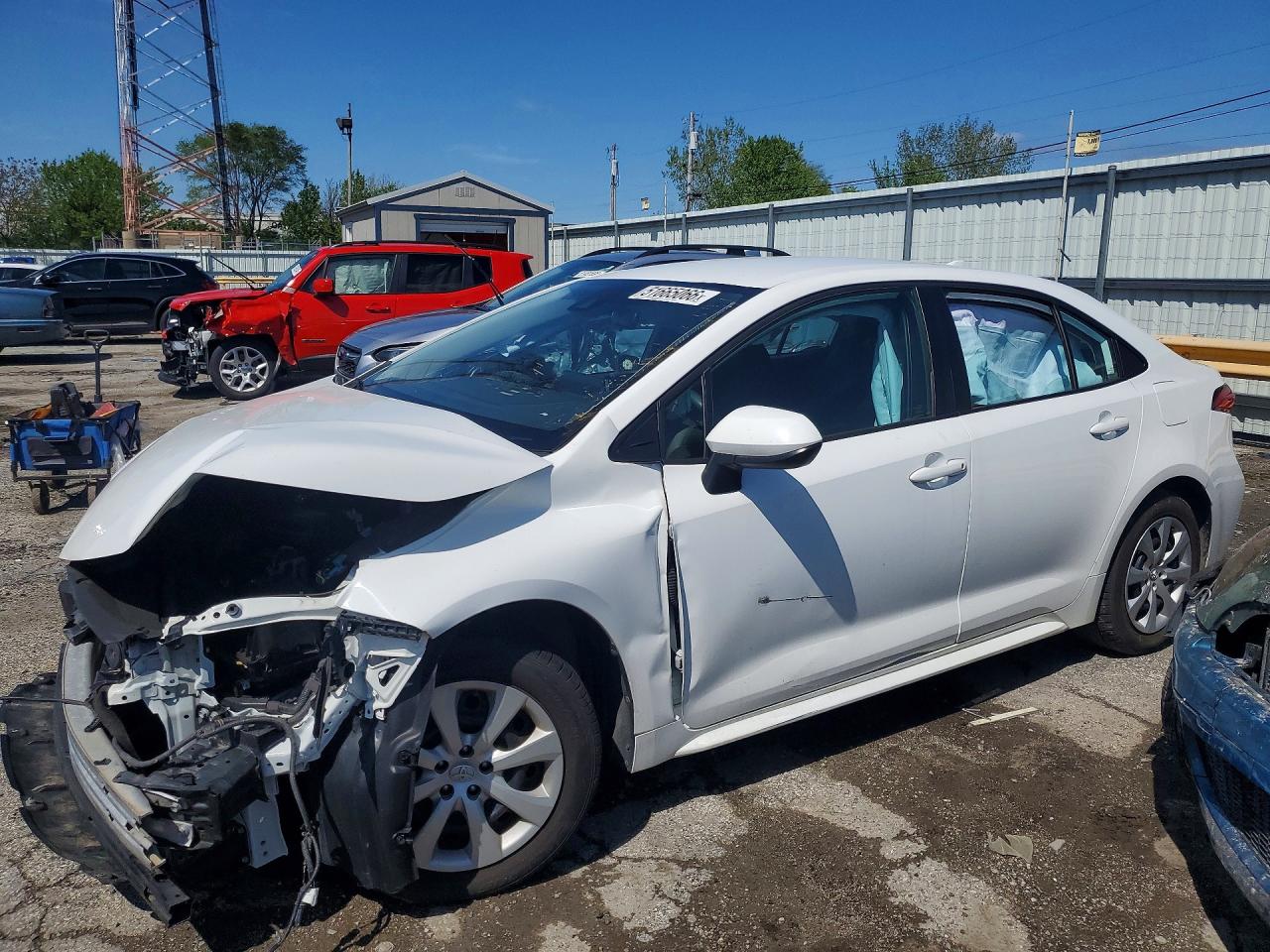 Salvage Toyota Corolla Image