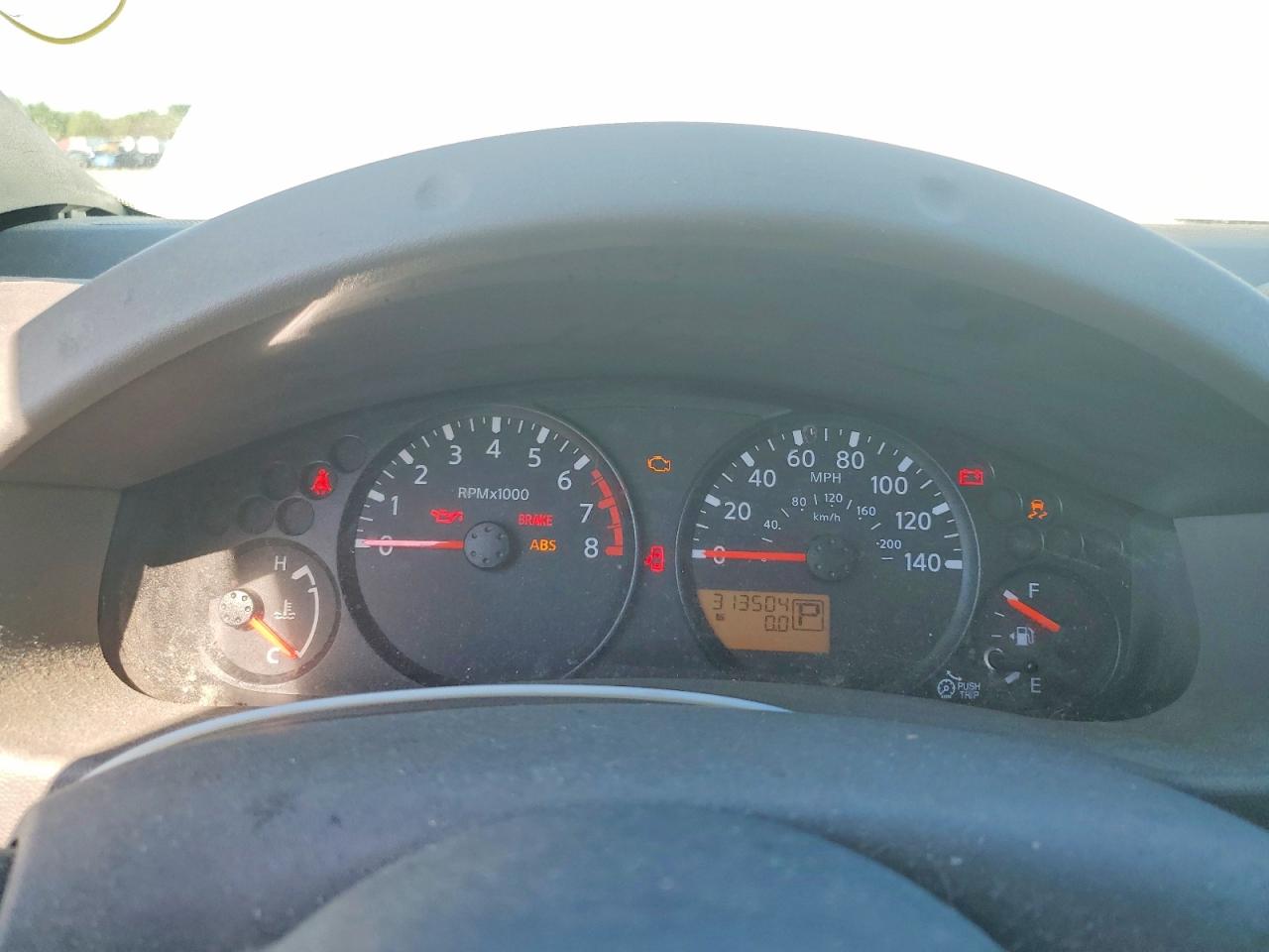 Nissan Frontier S