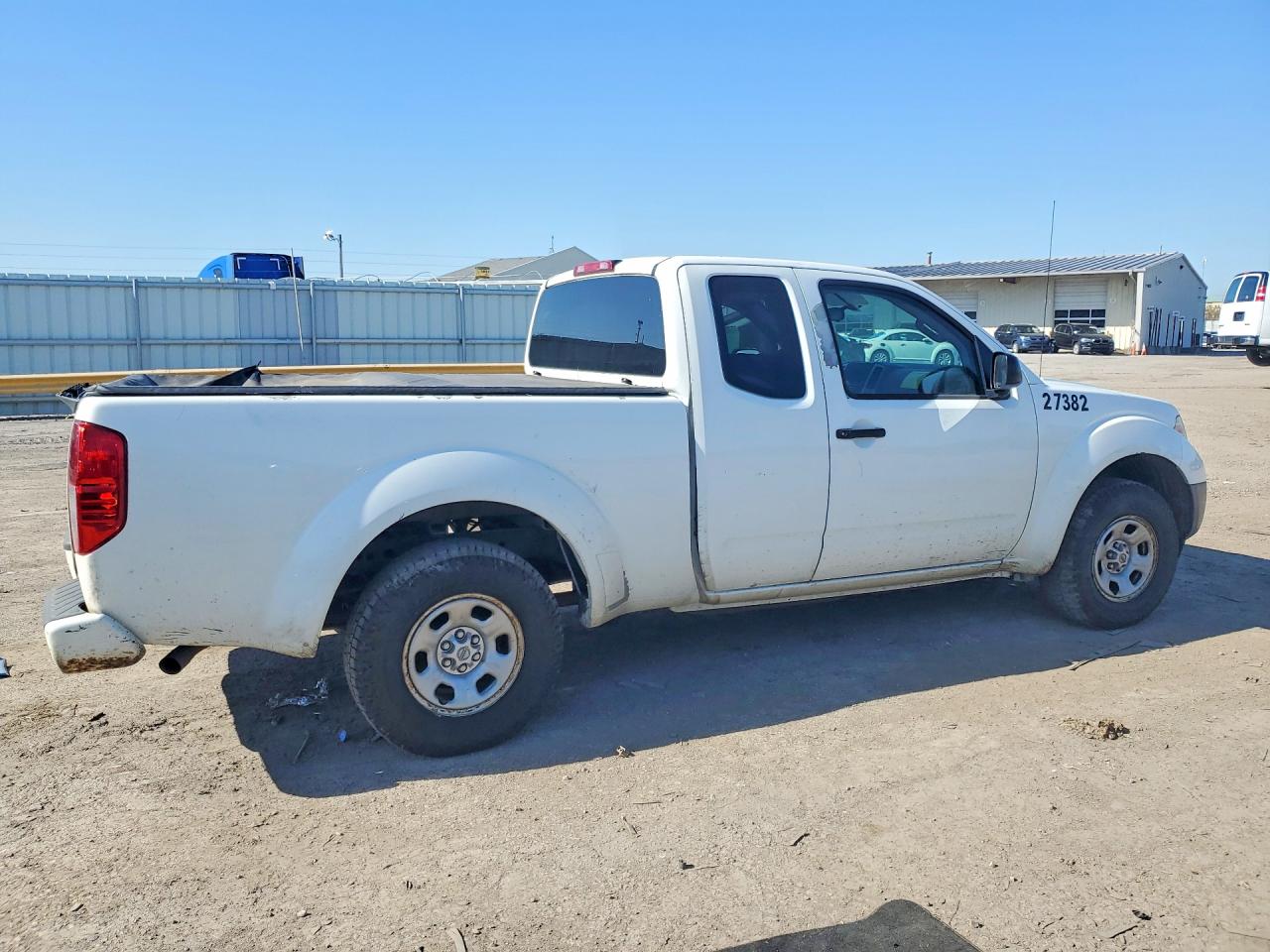 Nissan Frontier S