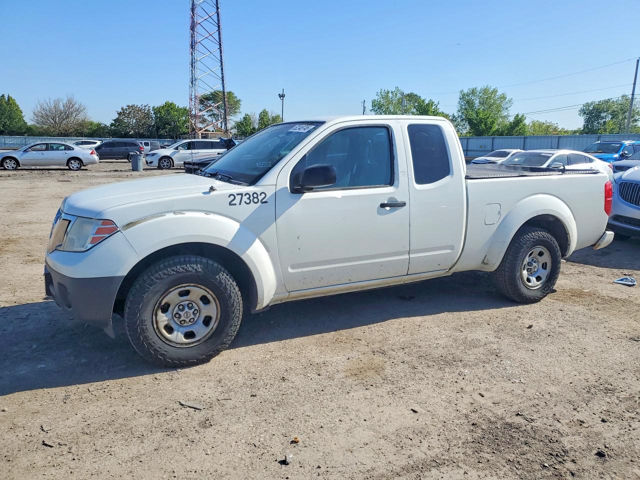 Salvage Nissan Frontier Image